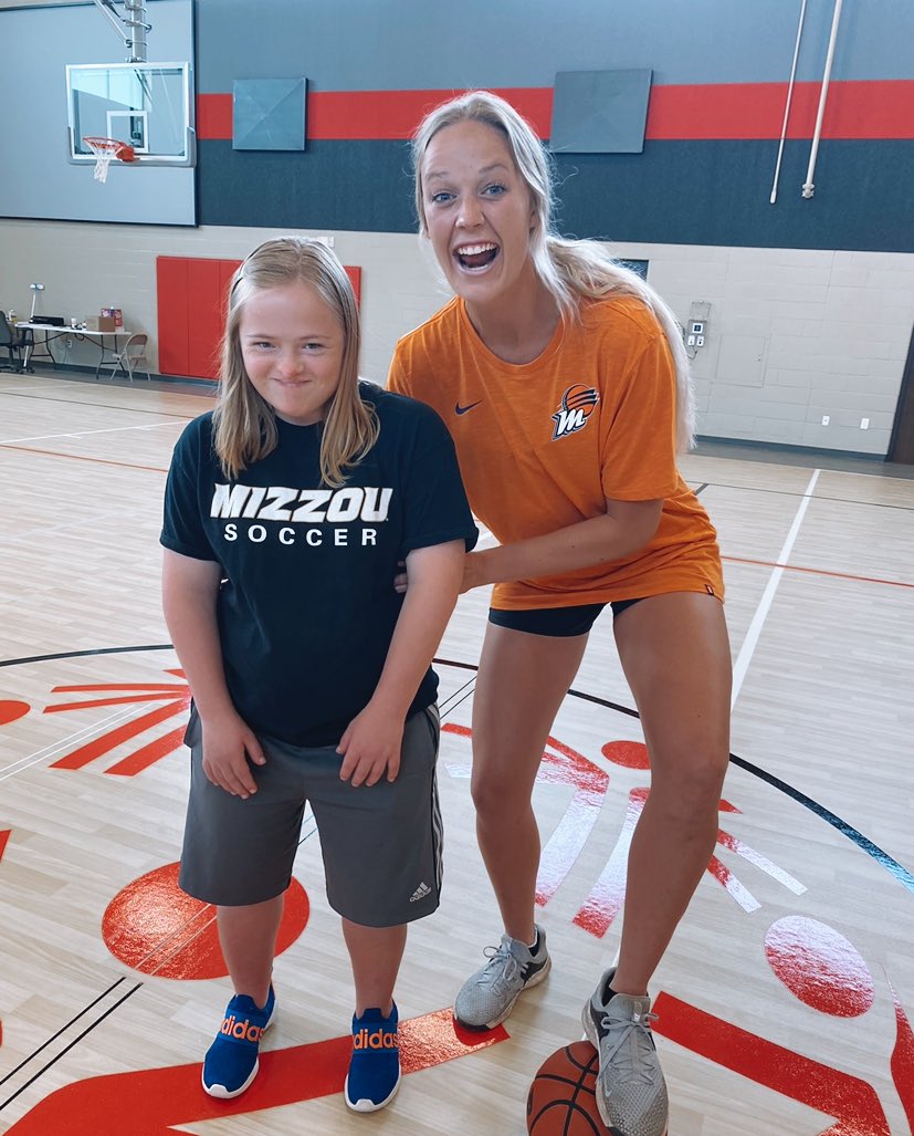 Sophie Cunningham tweet media