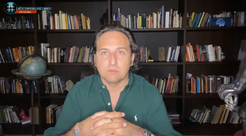 m_ngel's tweet photo. @navedelmisterio El mensaje final de Iker J, debería ser de escucha obligatoria. «Los que pretendemos ser libres, no queremos ser como los demás. Salirnos del rebaño. Reflexionen. No se quede con el impacto. Piensen. Actúen con perspectiva» 
#LaEstirpedelosLibres https://t.co/e7dlu0nvNk