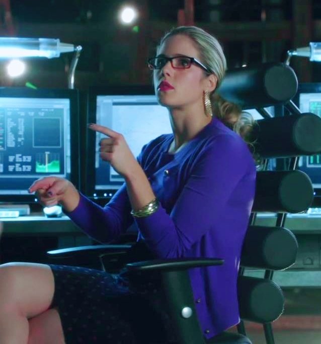 Team Felicity Smoak (@teambabysmoak) on Twitter photo 