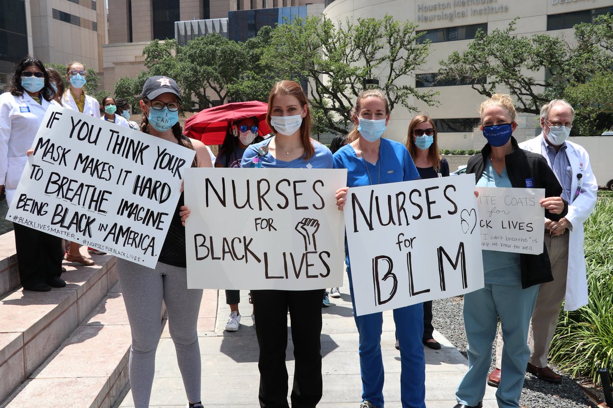 TCHCareers's tweet photo. Hundreds of health care workers, students, researchers and providers came together in solidarity and to advocate for the black community.

#AmplifyUnity
#BlackLivesMattters
#WhiteCoatsForBlackLives
#TexasChildrensPeople https://t.co/XrQokx6hXc