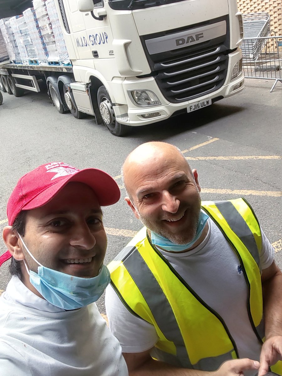 AnasMujadiddi's tweet photo. Summer is arriving soon &amp; the track behind us is generosity from @CocaCola  @CompassionLDN https://t.co/Dsex8ilMrN