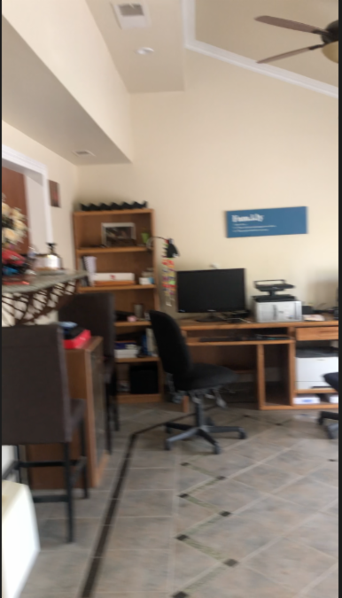 LADStaging's tweet photo. Here is a #beforeandafter on #transformationtuesday ! 😃 This 5-bedroom house has a  huge #diningroom 🍽️ that was being used as an office and storage space that confused buyers. Staging it as its intended purpose made a big difference. Swipe to see the "after" pics. 
#laurenas https://t.co/S7feuZT4pj