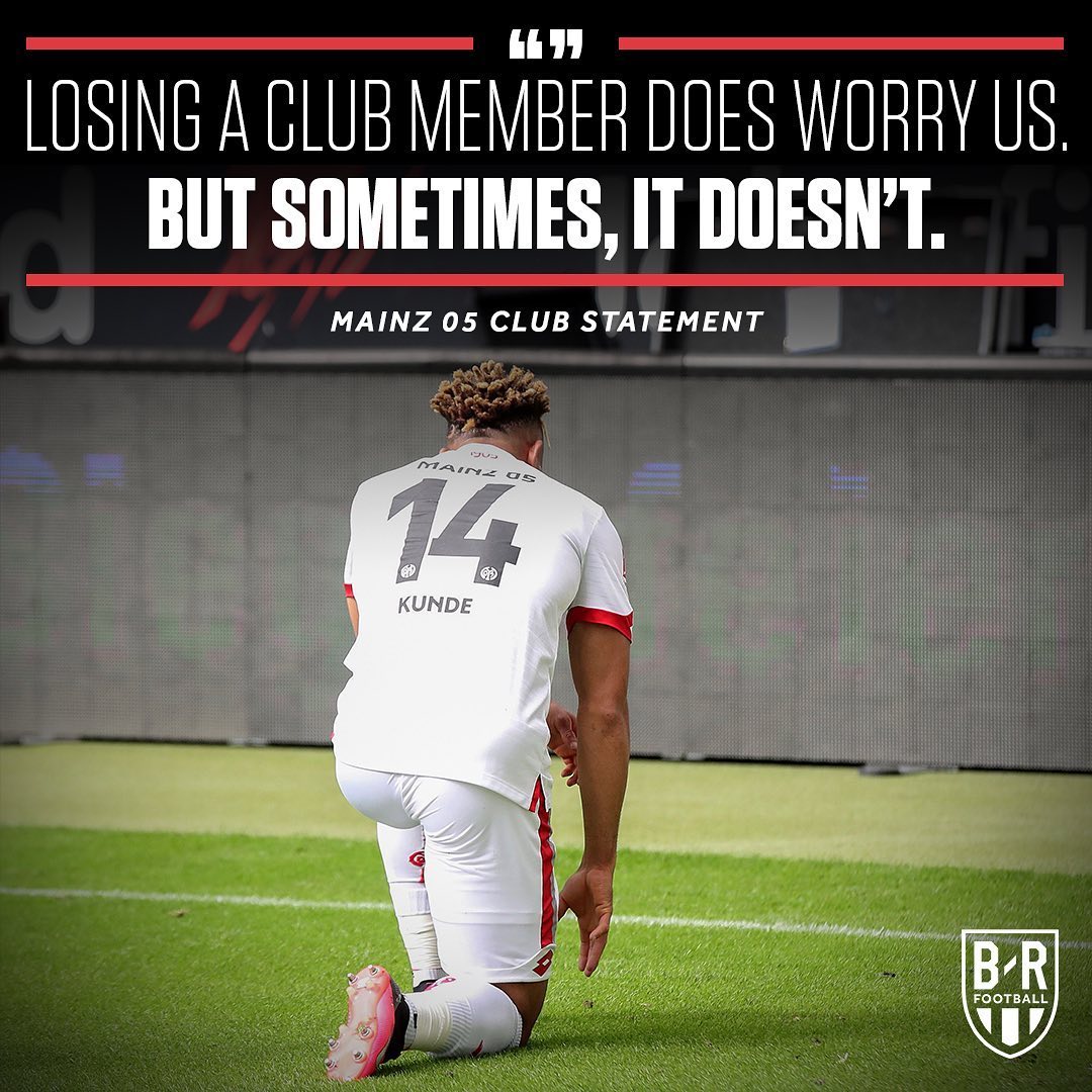 BleacherReport's tweet photo. A Mainz fan canceled their membership after complaining the club had too many black players. 

The German club's response was perfect. 👏 @brfootball https://t.co/GrwEAVc8vK