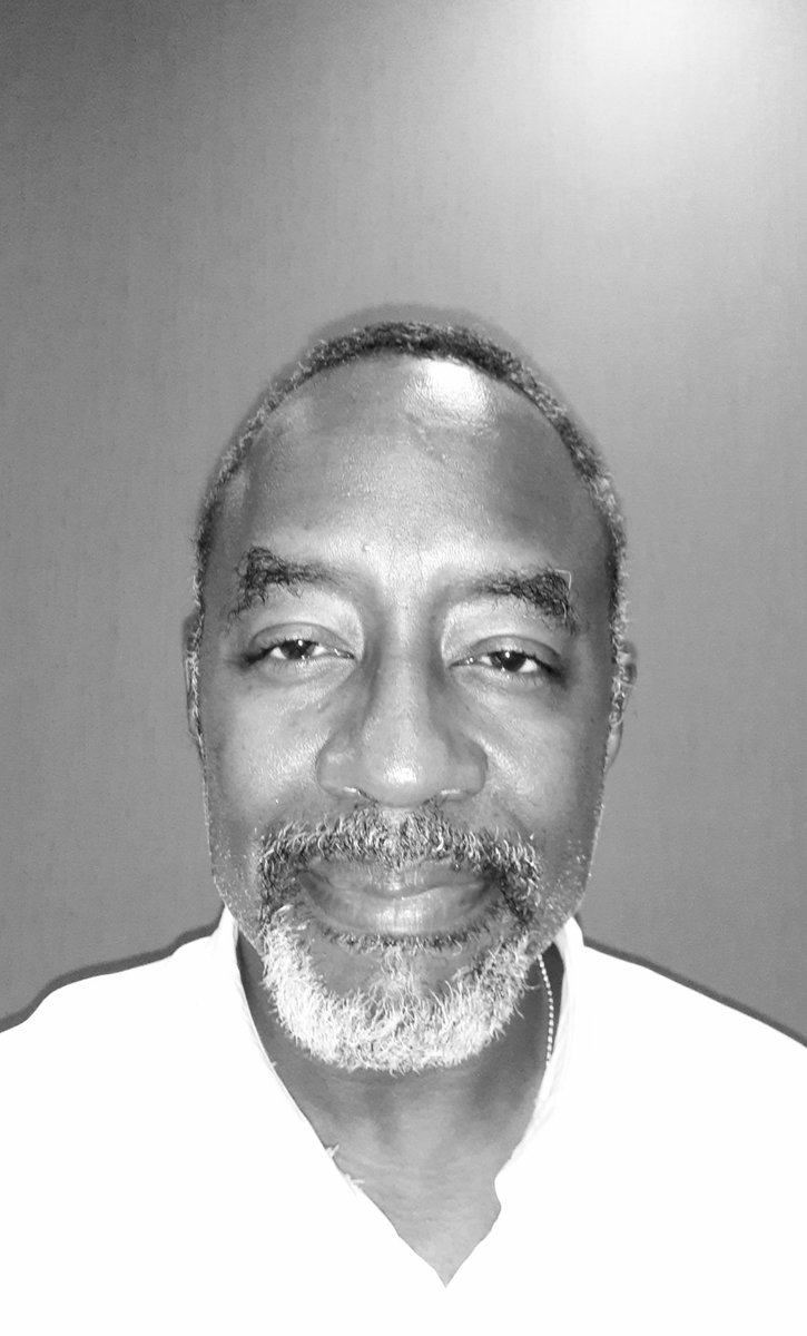 jamesjames3000's tweet photo. I'm takin votes on my summer look.  Full Beard, Goatee or Clean Shave.  Any thoughts? https://t.co/aFR7ymPZAE