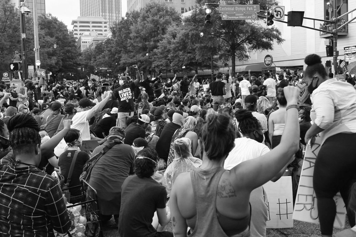 view28's tweet photo. @TinyActivists  #blmatl  Black Lives Matter! Even 3 year olds know that 🖤 See Atlanta come together...https://t.co/aXEX6fwbsO https://t.co/eeBqYuTRqI