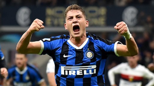 SoccerPulz's tweet photo. Atalanta hope to sign Sebastiano Esposito from Inter, according to Sky Sport.

The Bergamo side have enquired about the 17-year-old striker's availability and although the Nerazzurri are open to striking a deal, they will add a buy-back clause to the deal.

#InterMilan #Atalanta https://t.co/9ytaX3vduo