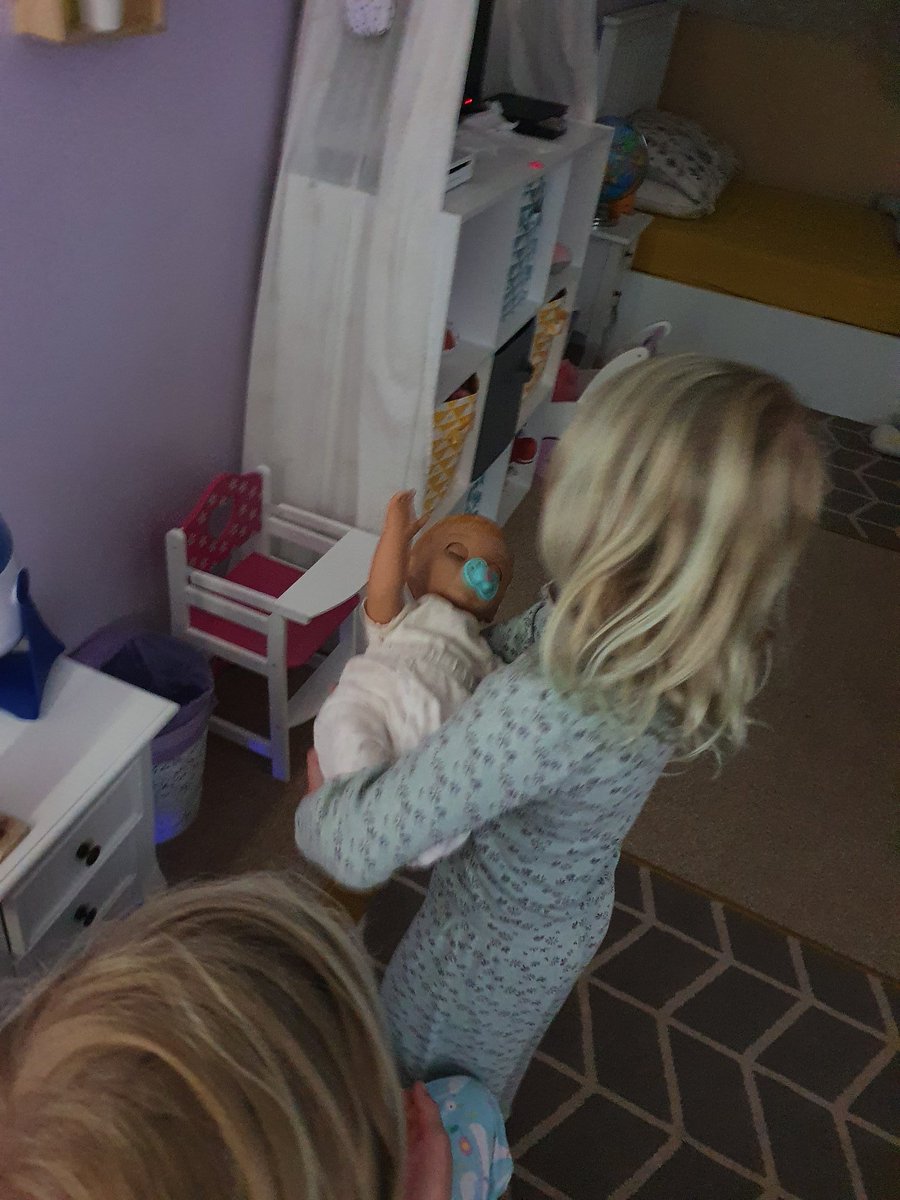 AngelaL43386877's tweet photo. @GilberdykeRocks @robinsgps @MissC73142296 Apparently I'm a Grandma now to Daisy's daughter Rosie #PSED https://t.co/Wh1c1XKtIP