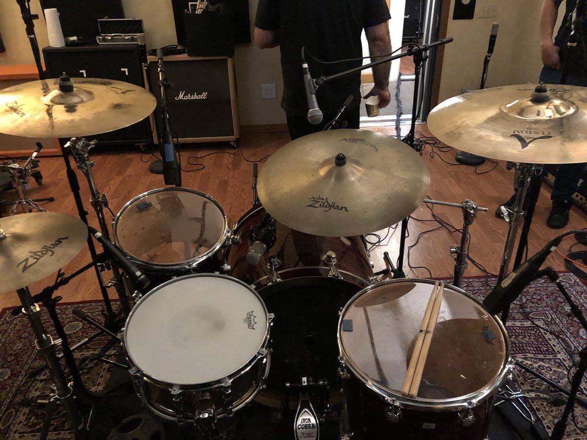 NotTheGentry's tweet image. Dem drums.