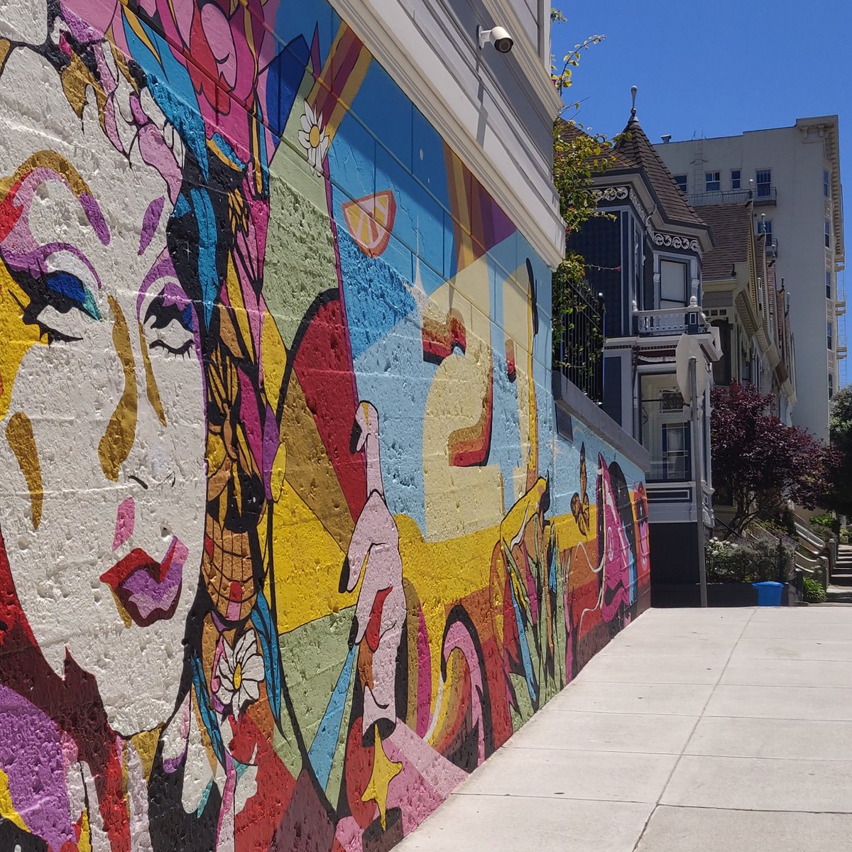 gophi's tweet photo. Street art is an easy way to learn. With every picture I get to know new people and their stories.
*
Mural of drag icon Juanita More,
artists: J Manuel Carmina and Guilherme Learned
*
*
#sanfrancisco #pridemural #mural #streetart #education https://t.co/JqMs3Nx7D3