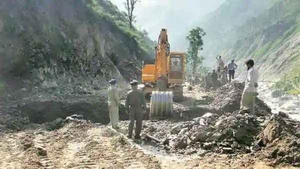 NewscastGlobal's tweet photo. #Jharkhand government to provide 20,000 #LabourWorkers near the #ChinaBorder
https://t.co/BAR3oEuAoc https://t.co/AoAMpz4BlM