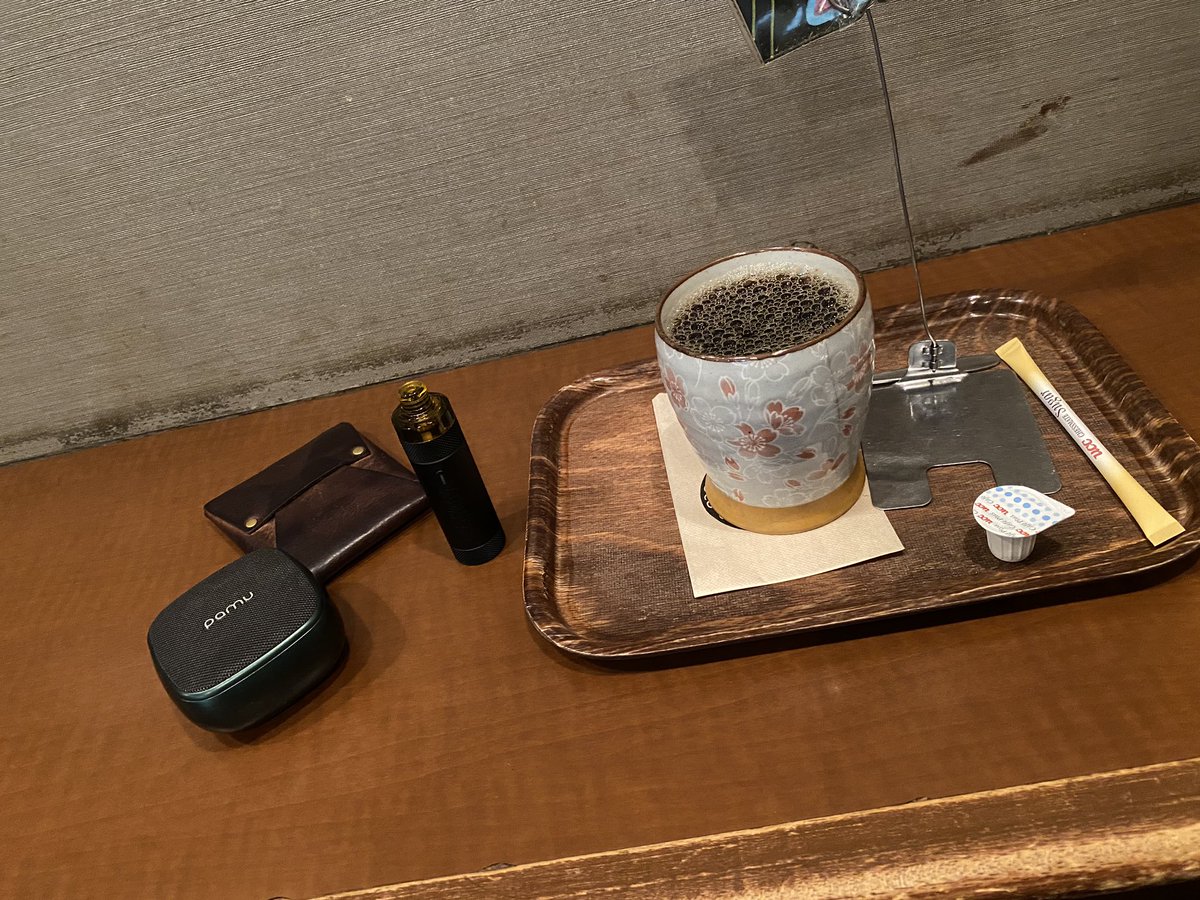 KideLeedem's tweet image. 至福

#秋葉原
#moco 
#pamuslide 
#ラクリエ
#Lacrie 
#ミニウォレット 
#vape
#asvape
#hita