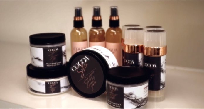CharleneOsei_'s tweet photo. For Cocoa Girls By Cocoa Girls 
THE OWNER.                 THE BRAND. https://t.co/Tjq5rCBmJM