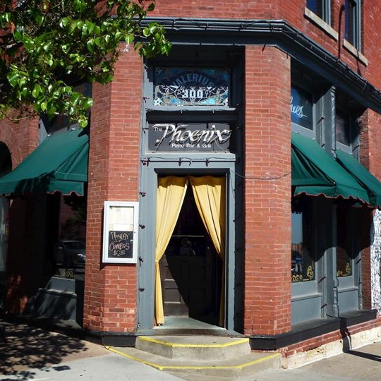AskBuddyKC's tweet photo. Experience A La Mode at The Phoenix tomorrow night! Every second Wednesday of the month two Kansas City treasures come together to create a night of local music and flavor. Have you experienced live music at The Phoenix yet? 

#kc #kcmo #kansascity #downtownkc #howwedokc #kcfood https://t.co/pfsFY9h3Tp