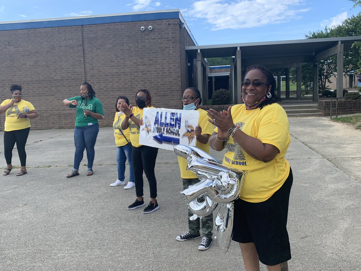 JaimeNoack's tweet photo. Not the way we normally do it, but thankful we were able to celebrate our 8th grade scholars @allenmiddle1968! Congrats to the class of 2024! @GCSchoolsNC https://t.co/HG97Z1RDIc
