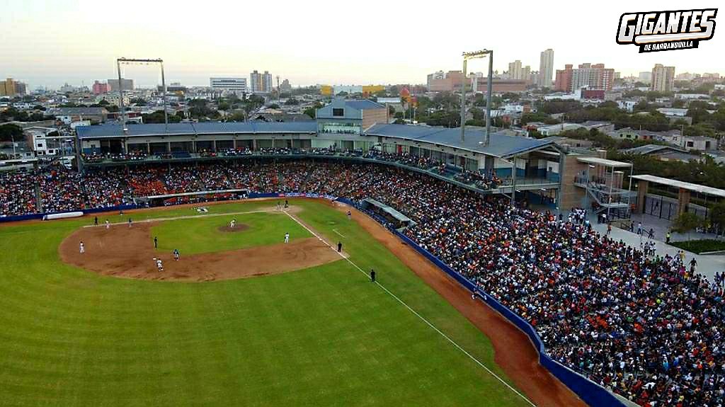 gigantesbaq's tweet photo. ¡Récord Gigante 💪! El pasado 11 de enero, Gigantes se convirtió en el único equipo del béisbol colombiano ⚾🇨🇴 en lograr un aforo del 100% en el estadio Édgar Rentería.

¿Quién estuvo ese día? 😎

#SoyGigante #BéisbolColombiano #Barranquilla https://t.co/rZUBz3PEBQ