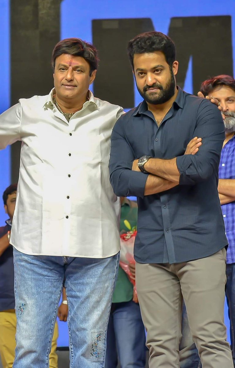 ESWAR_RAM_KUMAR's tweet photo. Happy birthday #King balayya babu 😍♥️ https://t.co/9rmGTEHMVl
