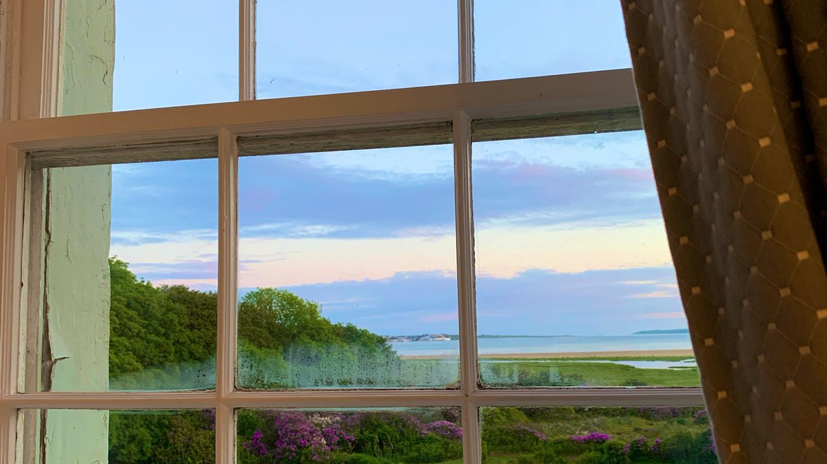 rae_theresia's tweet photo. Last year I was here ❤️ #Islay #IslayHouse #Scotland https://t.co/zDrM1cCjIv