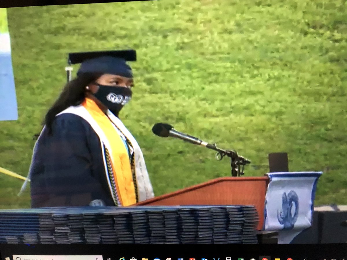 🥳 congrats to the recipients of the <a href="/AliefISD/">Alief ISD</a> School Board <a href="/ElsikHighSchool/">Elsik High School</a> Outstanding Male &amp; Female Awards: Mohammad Hakim &amp; Sarah Rosa 🎉 as Valedictorian Elizabeth Ogolo says “you’ve survived Hurricane Harvey...COVID-19...&amp; you are empowered for success &amp; to win in life!”