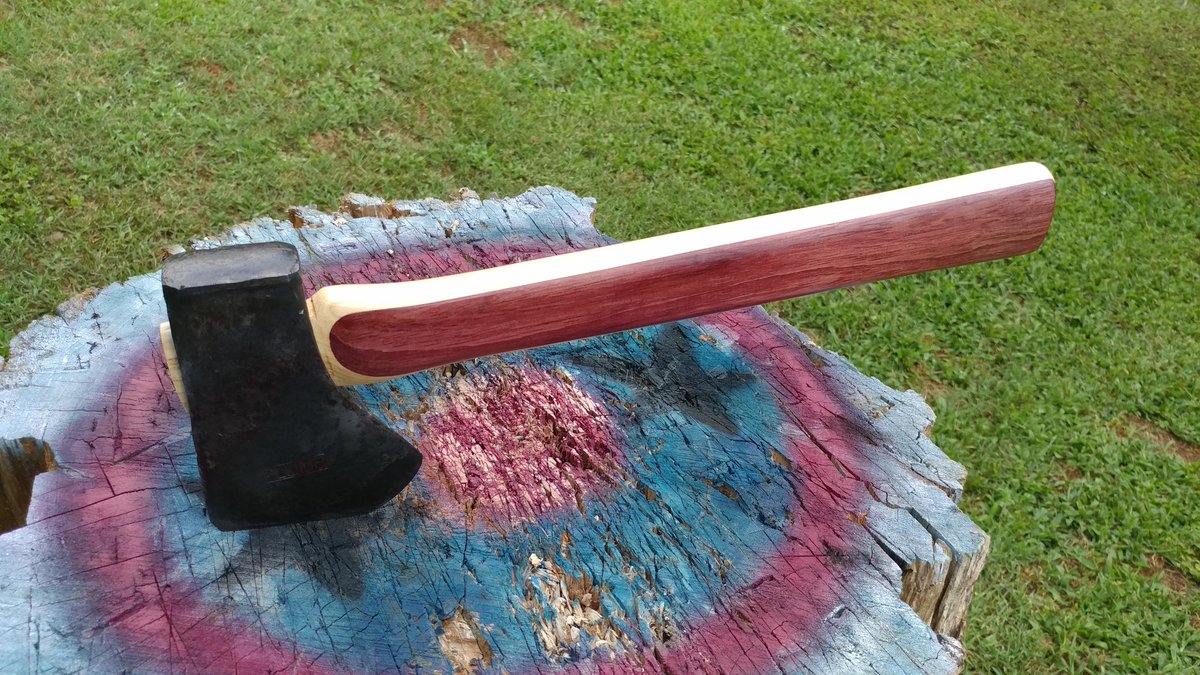 MikethebadaxeK1's tweet photo. Just making beautiful axe's over here. Hickory and Purple Heart. 🎯💪
#axethrower #axemaker #customaxes #handmade #plumbnational
#plumbaxes https://t.co/khYZRMCMFR