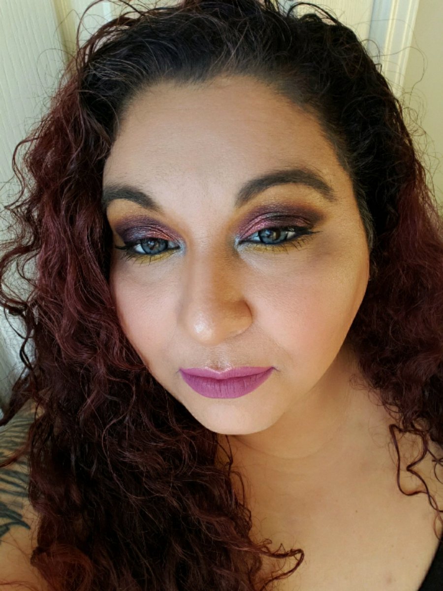 Sirenaazul's tweet photo. Makeup my favorite me time @juviasplace The Wahala Palette
@palladiobeauty Immortal Kajal Lasting Cream Eyeliner
@collabmakeup Matte Addiction Liquid Lip Color Come Over
#juviasplace #palladiobeauty #collabmakeup #photography #beauty #makeup #mua #makeupjunkie #metime https://t.co/rauq22SwGq