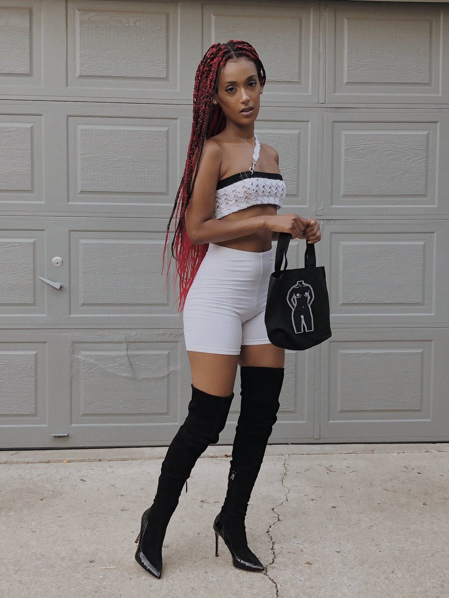 honnetebas's tweet image. #CLEANVERSION