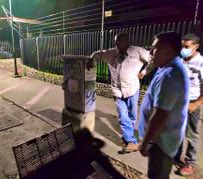 alesanchezbello's tweet photo. #9Jun #Baruta Equipos de @CORPOELECinfo en la noche de hoy se encuentran trabajando para restituir el servicio eléctrico 💡en #ElCafetal. #MonitorBaruta https://t.co/ixCoWVTO5Q