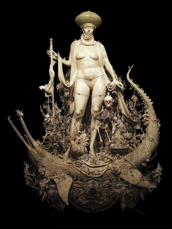 Is it just me or does this remind you of Babalon? Posting to remind myself to look into the artist / sculpturer Kris Kuksi
#babalon #kriskuksi