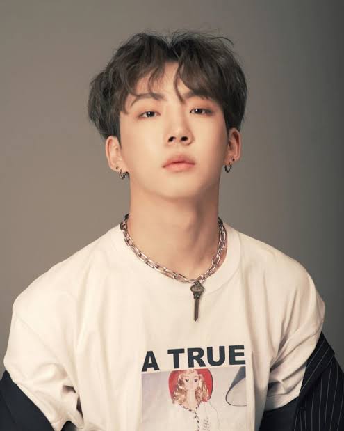 otc_world's tweet photo. OFF THE CUFF
MEMBERS PROFILE: INSOO
#이인수 #LeeInsoo #OFFTHECUFF #OTC #GoingOut #INSOO @insoo_official @OTC_official_jp https://t.co/FRBeptCvD7