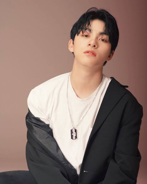 otc_world's tweet photo. OFF THE CUFF 
MEMBERS PROFILE: LEO
#강레오 #OTC #OFFTHECUFF #GoingOut #LEO #KANGLEO @OTC_KangLeo @OTC_official_jp https://t.co/myZATR2e8e