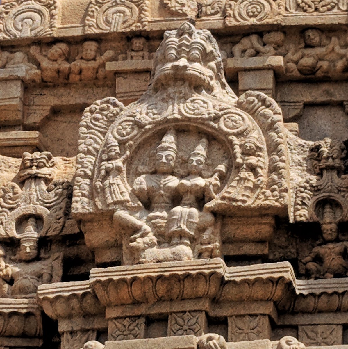 उ is for उमा-महेश्वरा. Pic 4 is a small sculpture, on the vimana of the main shrine, carved within a gavaksha. Both Parvati and Shiva face the front, and only Nandi is seen at their feet (Bhoganandeeshwara temple near Bangalore, 9th/10th century CE)  #AksharArt  #ArtByTheLetter
