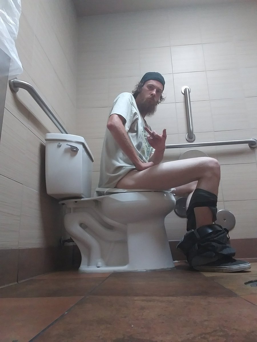 MasterJHears's tweet photo. My #GoodieBags on @NiteFlirt
Are dumb stupid cheap right now!! Leave honest feedback on my #NiteFlirt page &amp; I will grant one request!!
#BWC #fagcash #XXX #Domination #HumanToilet #Barefeet #leatherjacket
#leatherlook #footmaster #feetpicsforsale

https://t.co/mhYfQNfqgO https://t.co/FsPK6n8sdp