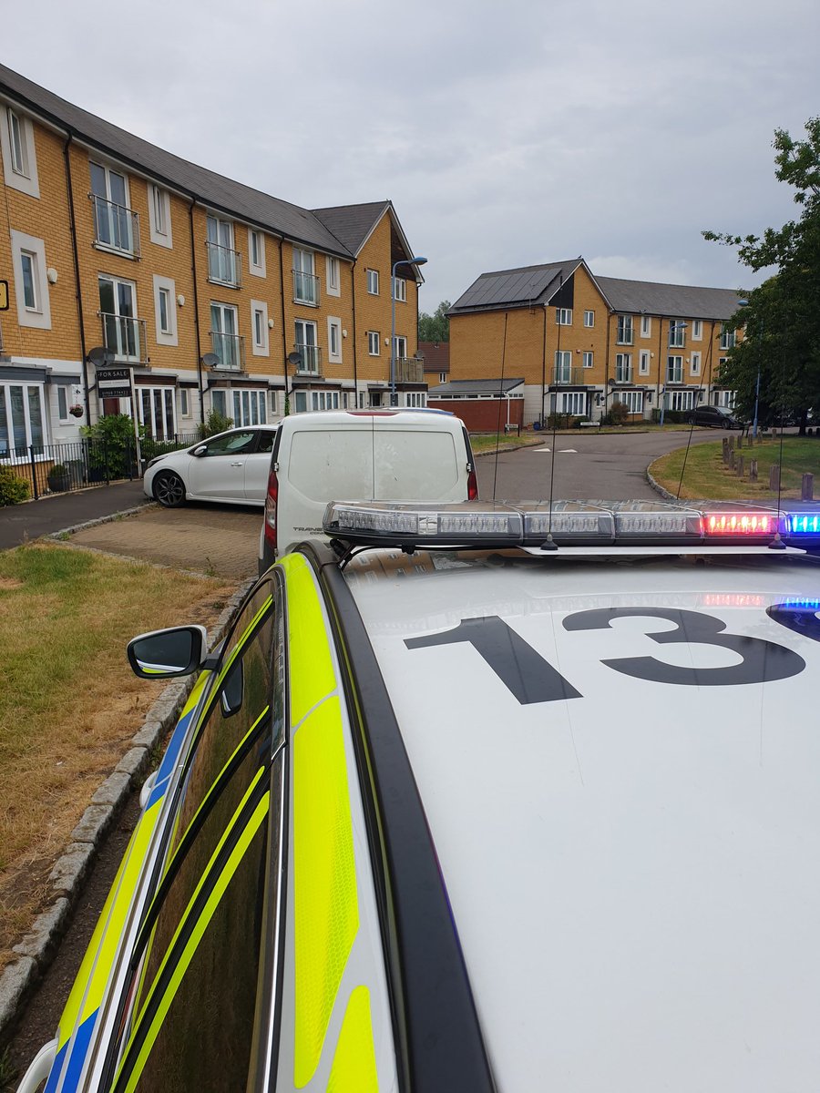 tvprp's tweet image. This van in #miltonkeynes looked overweight. However when speaking to the driver he only had a provisional licence. If driving around is required for work you need to make sure you have passed your test!  The vehicle has been seized and driver reported to court
#p6523 #p7817