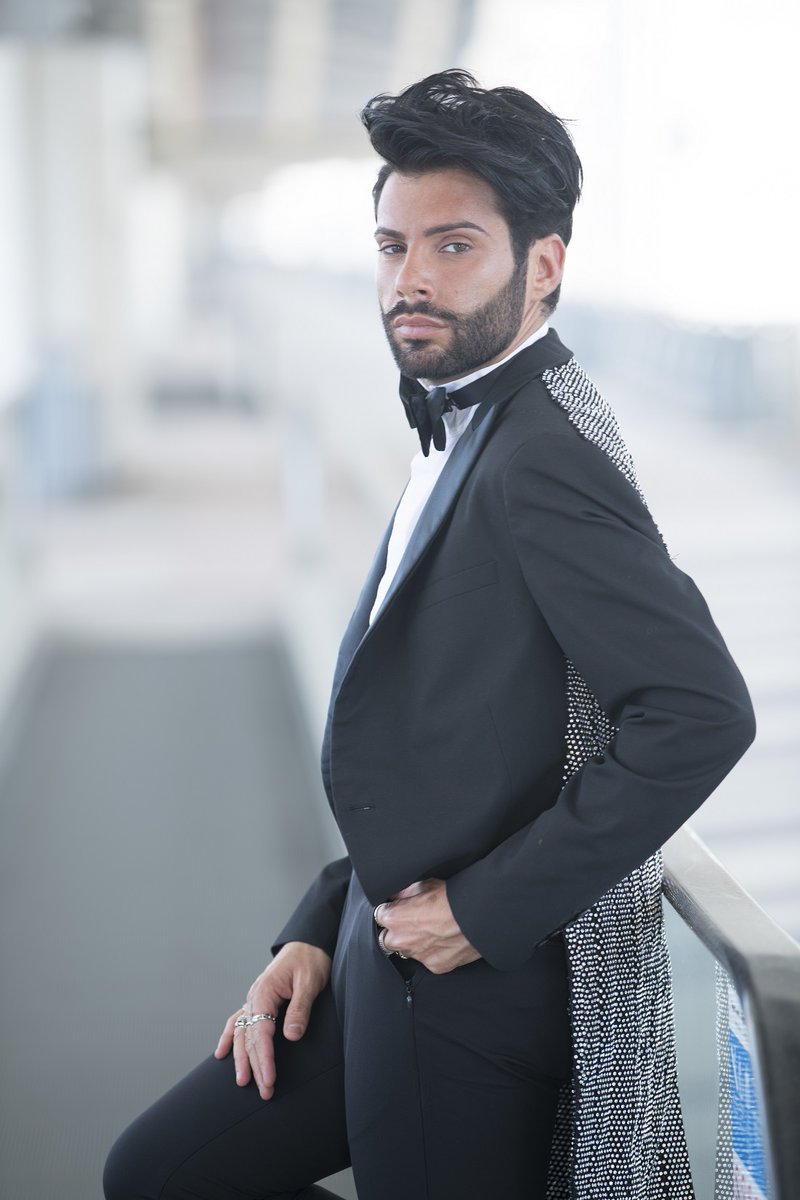 DiscoveryItalia's tweet image. #ascoltitv: successo su @realtimetvit per #PrimoAppuntamento con oltre 620.000 spett. (2,4%sh) e 3,7% sh sulle Donne. A seguire RECORD per #IlSaloneDelleMeraviglie che vola oltre 600.000 spett.(2,8%sh) con 4,4% sh sulle Donne. #RealTime #9canale naz. nelle 24h in 1° e 2° serata👏