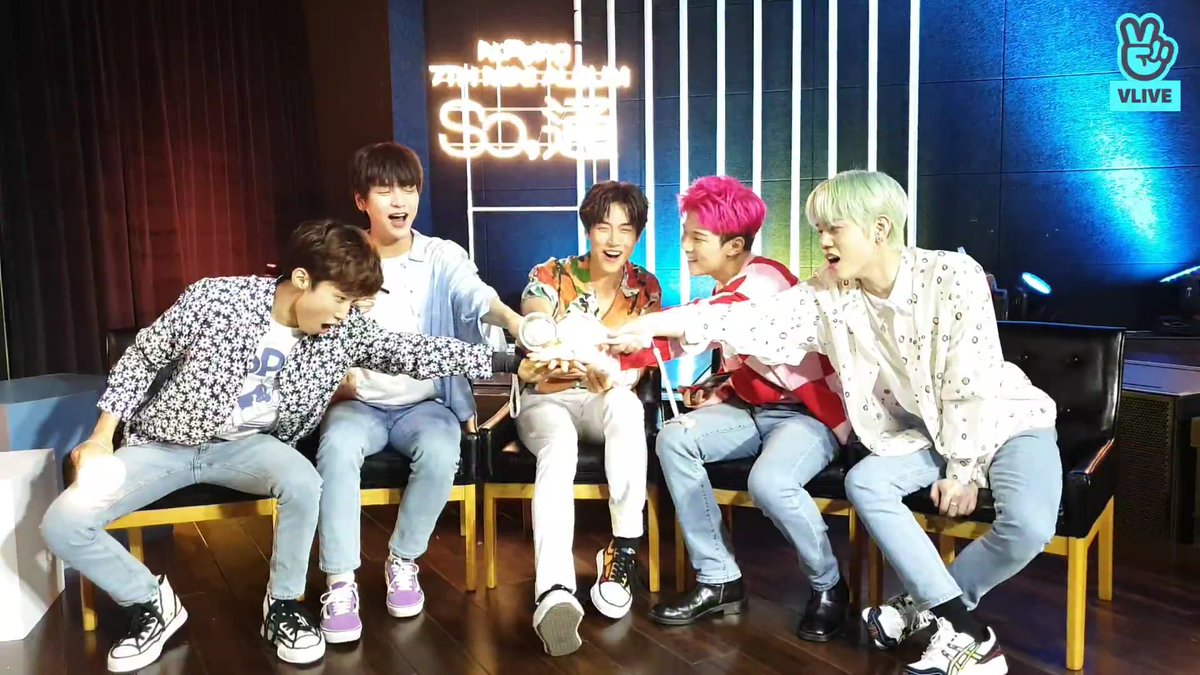 wingfly_to_pia's tweet photo. #Oh_really_NFlying
#소통왕_엔플라잉
#NFlying #엔플라잉 #아진짜요 #Ohreally https://t.co/1gJeEvT0V2