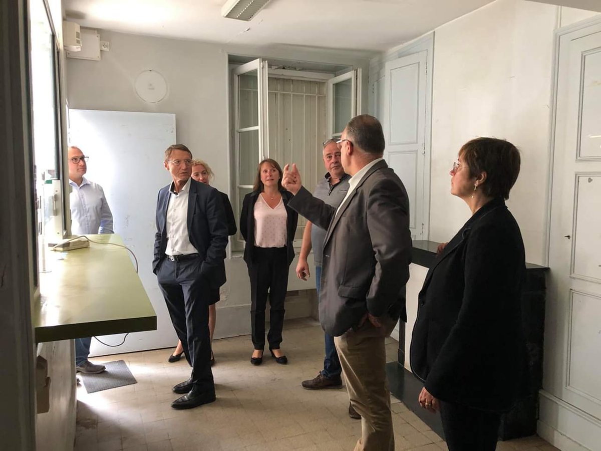 verienparent's tweet photo. 🗣️ Lundi, à #Bassou, avec @christophebon89 et @fboucher89

Voir des nouveaux élus comme Dorothée Moreau, dynamiques, avec des projets, veillant aux finances et à l’identité de leurs communes, c’est la preuve que nos villages ne sont pas morts mais au contraire porteurs d’#avenir https://t.co/8c0obqXeuY