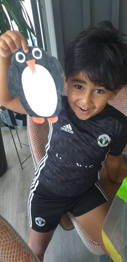 DBFFS2Pink's tweet photo. Pink class have had fun this week baking, crafting, exercising,  making helicopters and so much more. @DBFFS2Pink https://t.co/bOYBAcnZcK