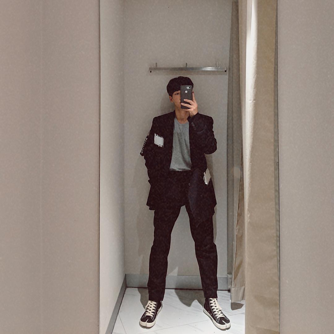 mirror selfies—  #gunatthaphan  #atp