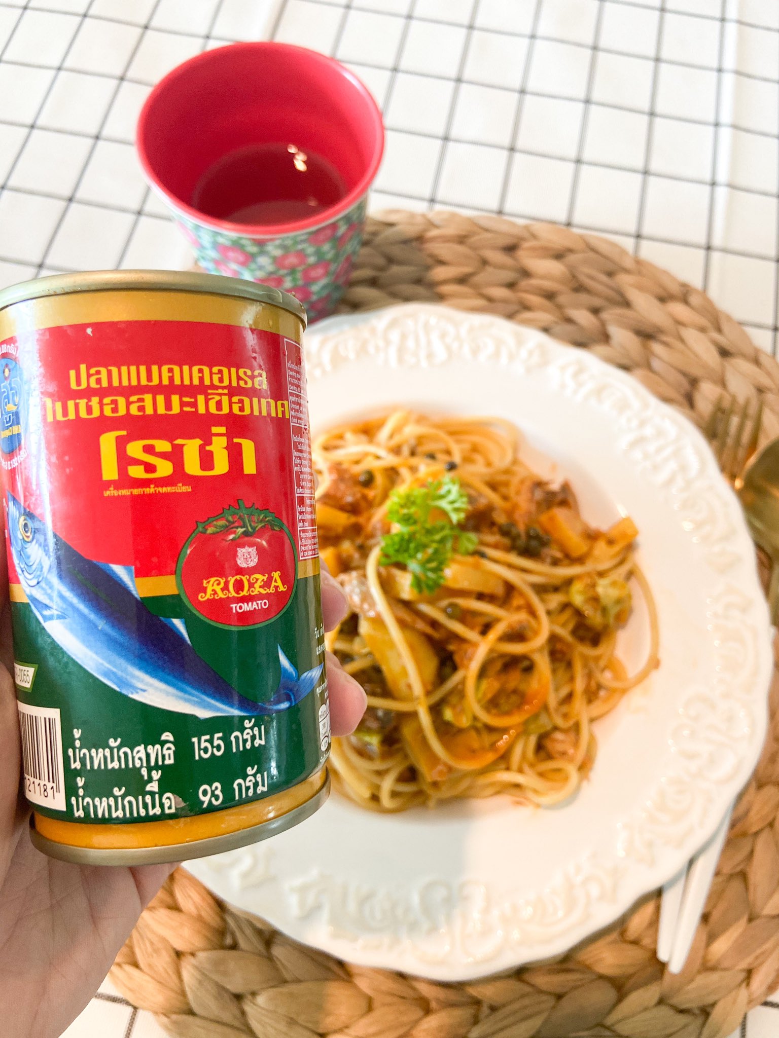 ぷくこ バンコクブロガー ほぼ週1でランチにトマト鯖缶のパスタ食べてるんやけど これ日本でも売ってたっけ 本帰国時には大量に買って帰りたい 今日はキャベツとじゃがいもと和えてみた 先週は茄子としめじとほうれん草 マジ美味しい T