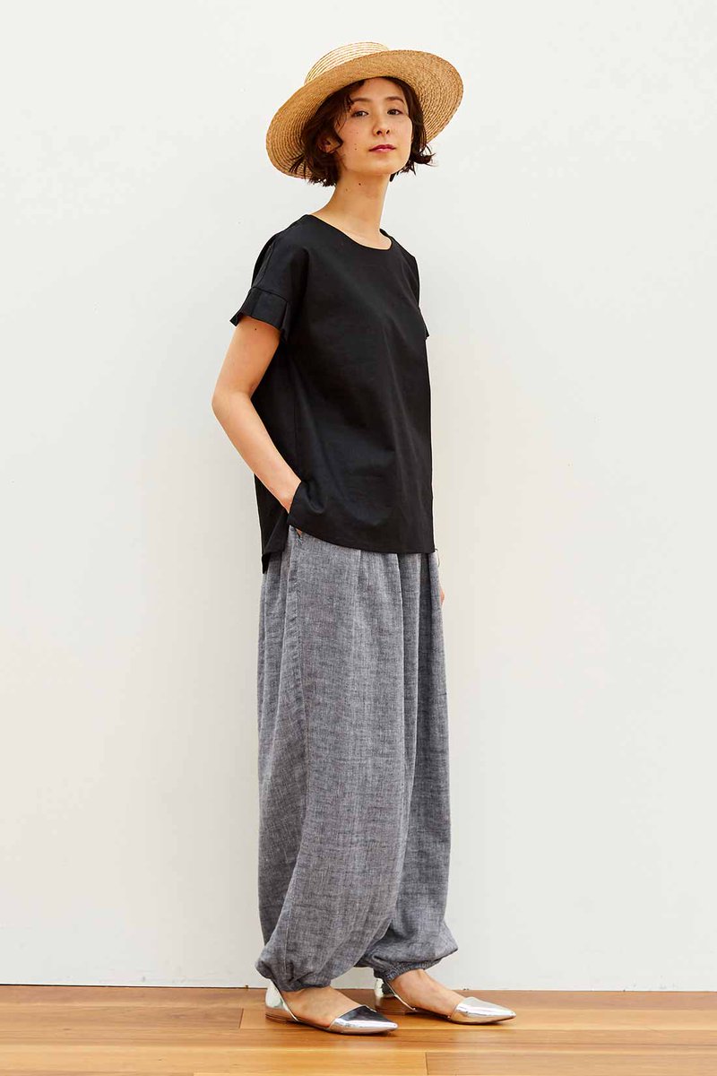 DOMOtokyo's tweet image. 【八木亜希紗】FELISSIMO「Live in comfort」のカタログに出演しています。
@FELISSIMO_SANTA
#FELISSIMO #Liveincomfort #catalog #フェリシモ #カタログ #model #domotokyo felissimo.co.jp/liveincomfort/