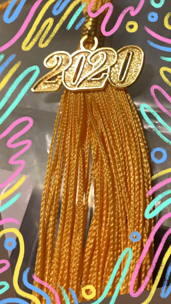 Adjust_My_Crown's tweet photo. We are ready to meet Sommer! #2020grad https://t.co/DukgAvVqSH