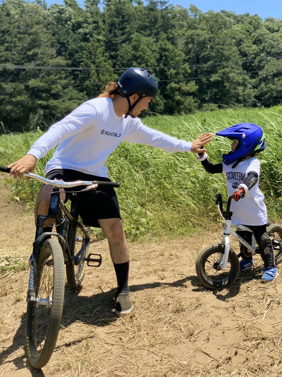 miyanguen's tweet photo. 年齢関係なく一緒に楽しめるスポーツ、BMXとマウンテンバイク✨

#koastal
#bmx
#マウンテンバイク
#習い事
#3歳 https://t.co/3bfxWLaS50