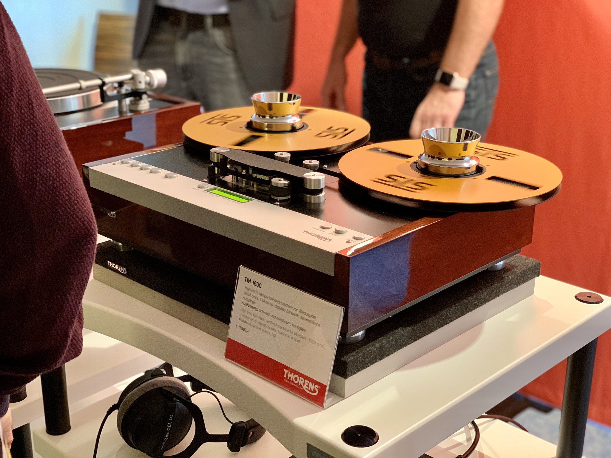 lite-magazin on Twitter: "Flashback to Norddeutsche Hifi-Tage 2020: Thorens presents it's new reel to tape player TM 1600. Expected available from end 2020. #litemagazin #ndht #ndht2020 #norddeutscheht https://t.co/pXTChPYdi2" / Twitter