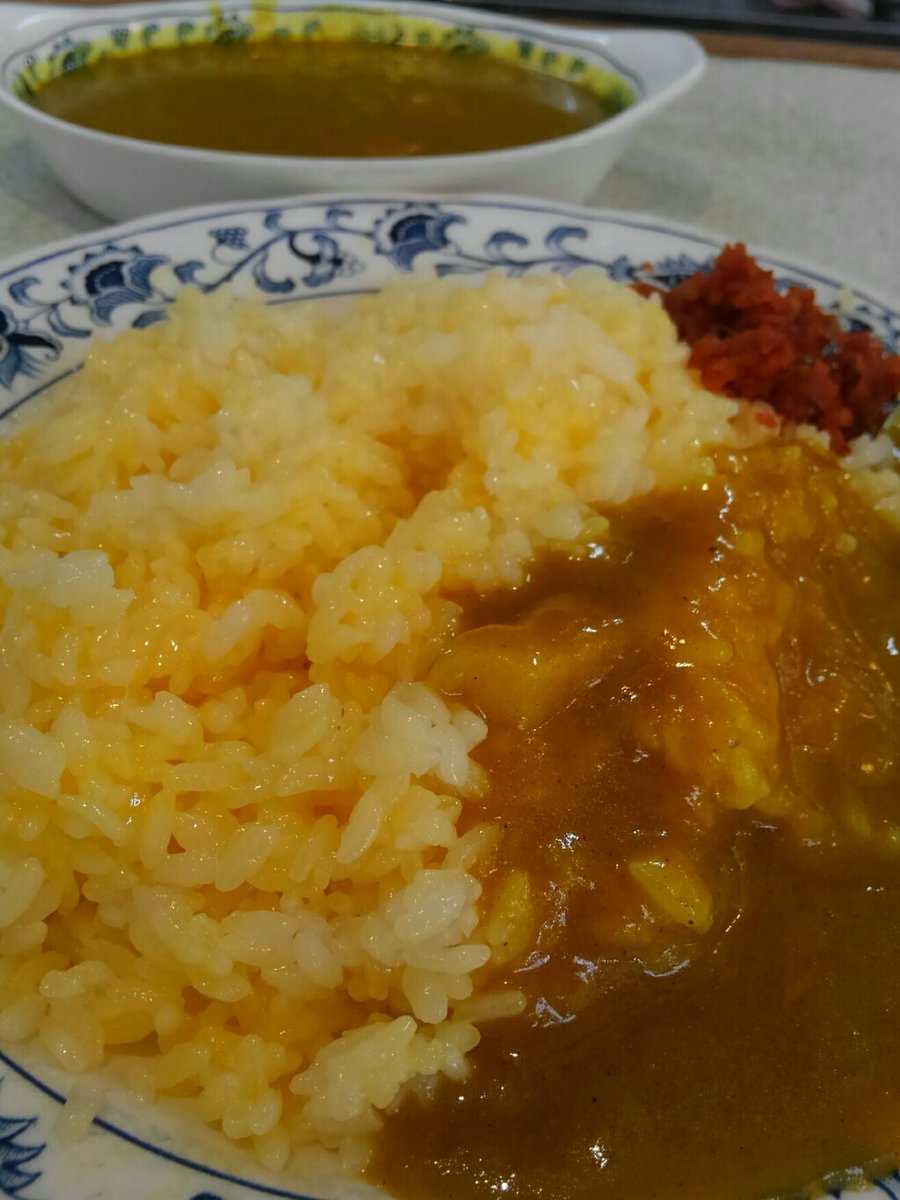 カレーの店スマトラ 新橋本店 卵のトッピングどうしてますか Tkg編 New カレーとライスが別々にサーブされる大盛り ルー大盛りを注文 ライスに卵を落とし まぶしていきます 黄色い卵ご飯が完成したら 少しづつカレーを掛け 味の変化 カレーの店スマトラ 新橋本店 卵のトッピングどうしてますか Tkg編 New カレーとライスが別々にサーブされる大盛り ルー大盛りを注文 ライスに卵を落とし まぶしていきます 黄色い卵ご飯が完成したら 少しづつカレーを掛け 味の変化