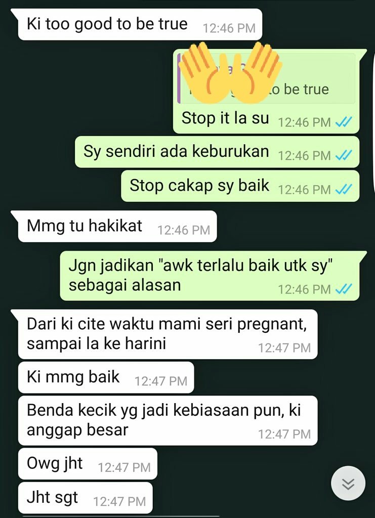LoccoKikie's tweet photo. Ni antara kompilasi ayat2 manis @ kata putus dari dia sblm semuanya berakhir. And honestly aku mmg dah move on lama dah. Cuma.. aku tak sangka "awk terlalu baik untuk saya" memang wujud in real life. 

😂😂😂😂 https://t.co/9a8uD6QbvL