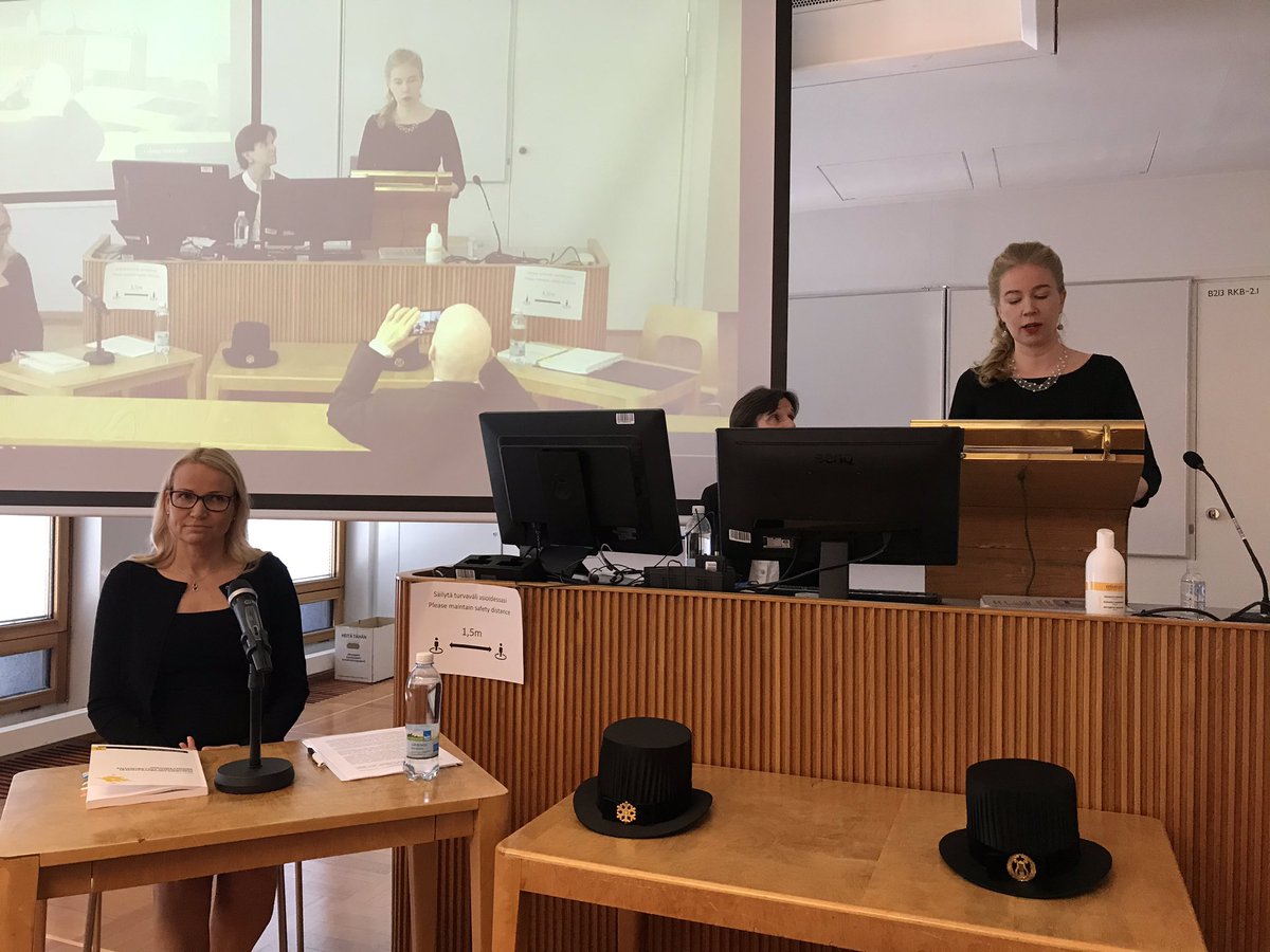 kphakkar's tweet photo. Marjut Viilo esittää Metsätalolla Helsingin yliopistossa väitöskirjansa Teacher’s orchestration in longitudunal collaborative inquiry process lektiota. Kustoksena Pirita Seitamaa-Hakkarainen ja vastaväittäjänä Dosentti Marjaana Kangas Lapin yliopistosta https://t.co/z2DCHQu6AY