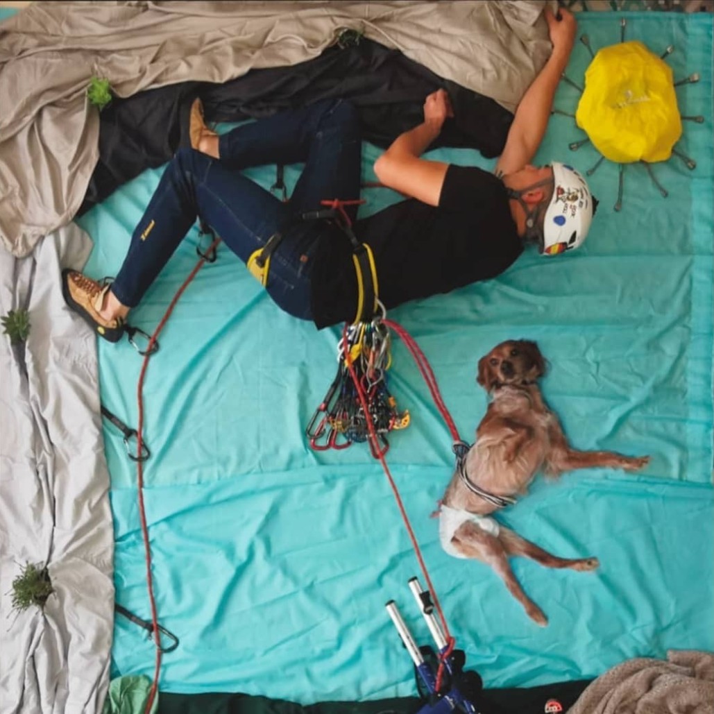 rab_equipment's tweet photo. Our #RabAtHome Competition went so well, and with so many entries, it has taken some serious reviewing to pick out the winner, but keep your eyes peeled, winner announced soon 🤙
📸 Until then, check out this great entry by Aaron Porto with his belay partner🐕🦺
#WeAreRab https://t.co/U6MvVy4gpk