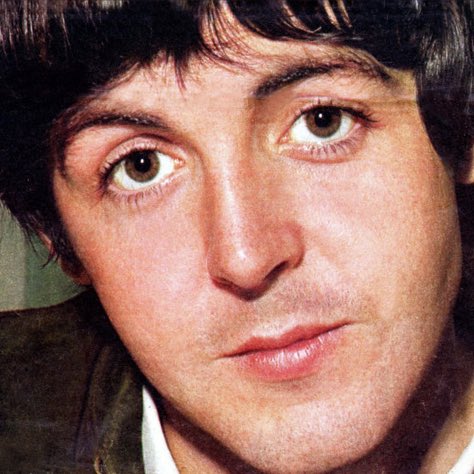paul mccartney but every time you see him, his smile gets bigger; a threadhttps://abs.twimg.com/emoji/v2/... draggable=