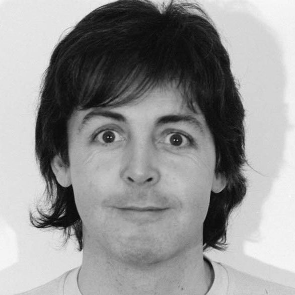 paul mccartney but every time you see him, his smile gets bigger; a threadhttps://abs.twimg.com/emoji/v2/... draggable=