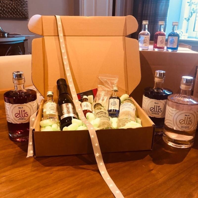 Ellis Gin (@ellisgin) on Twitter photo We can’t wait to celebrate World Gin Day on Saturday night with our friends at <a href="/jarodesign/">Jaro Design</a>. 🍸
Why not join in the fun with a fantastic tasting box ? 🙌
➡️ Limited tickets still available but be quick !
jarodesign.co.uk/gin-tasting-bo… We can’t wait to celebrate World Gin Day on Saturday night with our friends at <a href="/jarodesign/">Jaro Design</a>. 🍸
Why not join in the fun with a fantastic tasting box ? 🙌
➡️ Limited tickets still available but be quick !
jarodesign.co.uk/gin-tasting-bo…