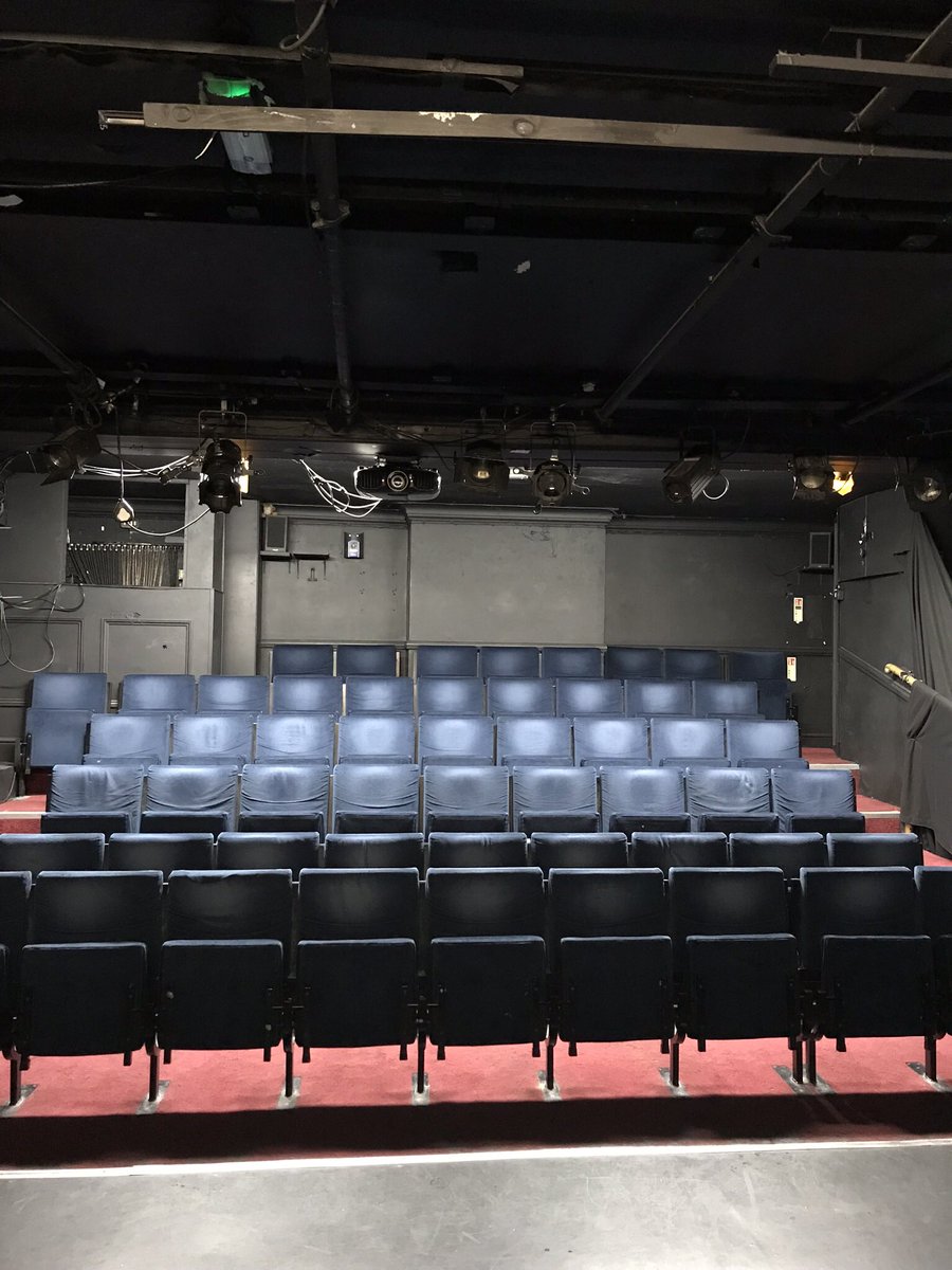 TheHenChickens's tweet image. Help the Hen  unrestrictedview.co.uk/help-the-hen-c… Thank you